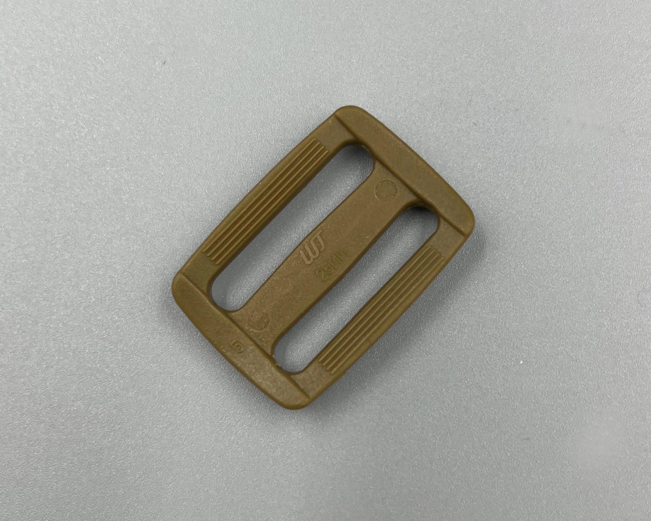Пряжка Woojin Plastic 25мм 4129 Coyote Brown